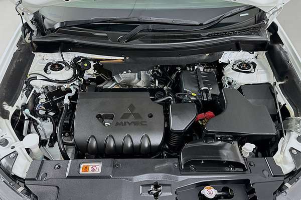 2020 Mitsubishi OUTLANDER ES 7 SEAT (AWD) ZL MY20