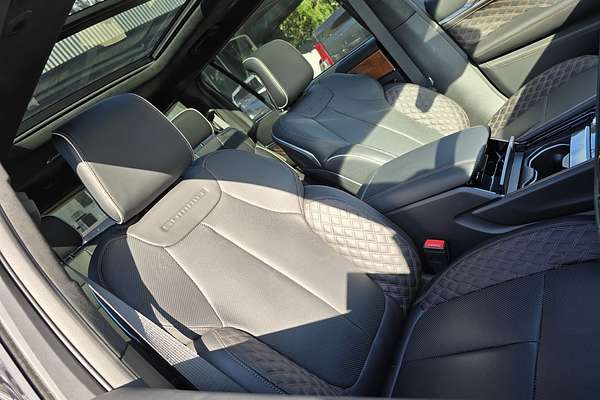 2022 Jeep Grand Cherokee L Summit Reserve WL