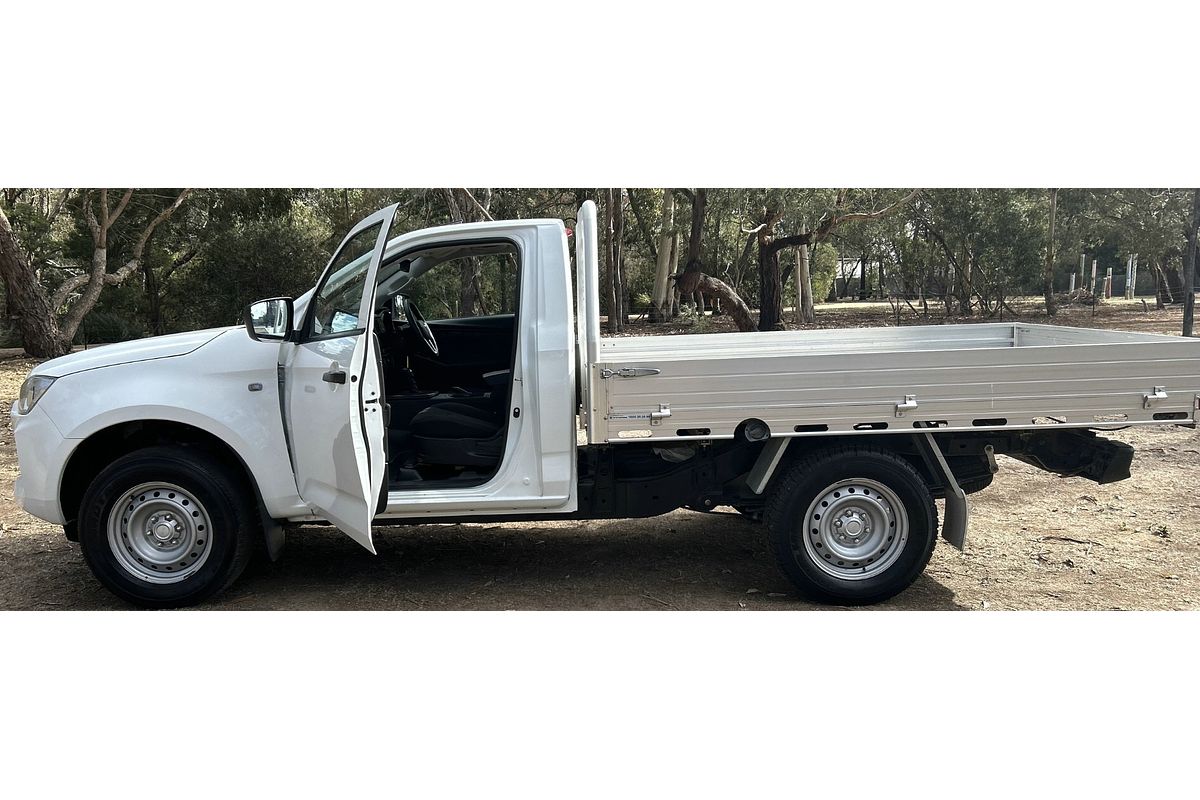 2022 Isuzu D-MAX SX High Ride Rear Wheel Drive
