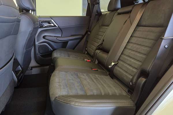 2024 Mitsubishi Outlander Aspire ZM