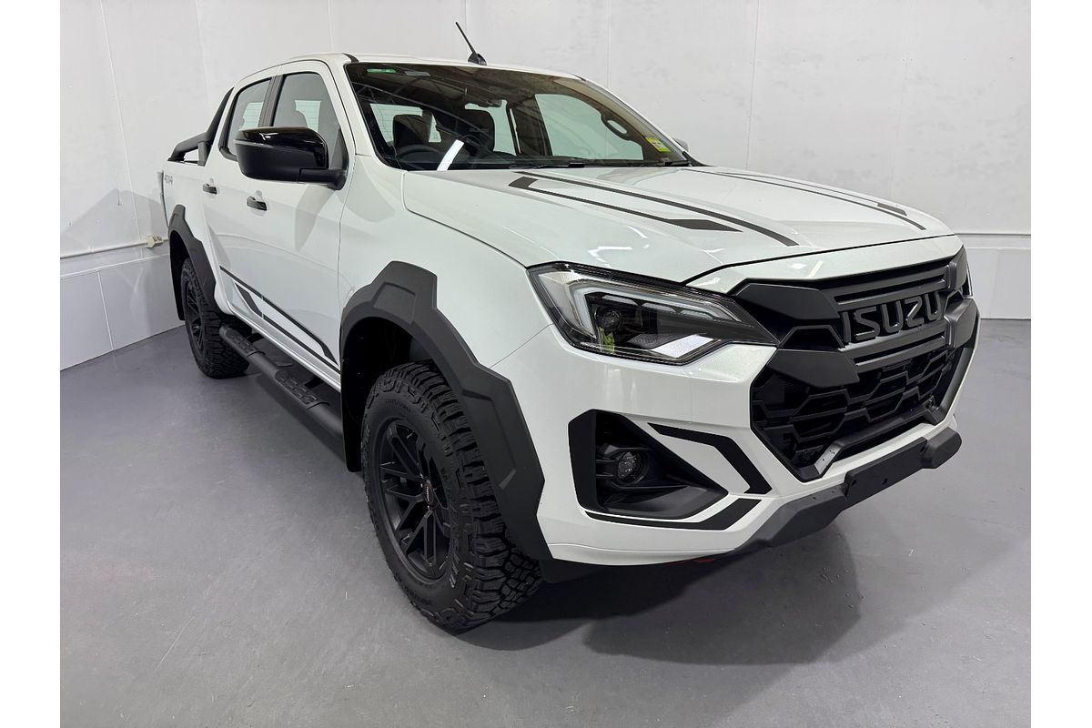 2024 Isuzu D-MAX BLADE 4X4