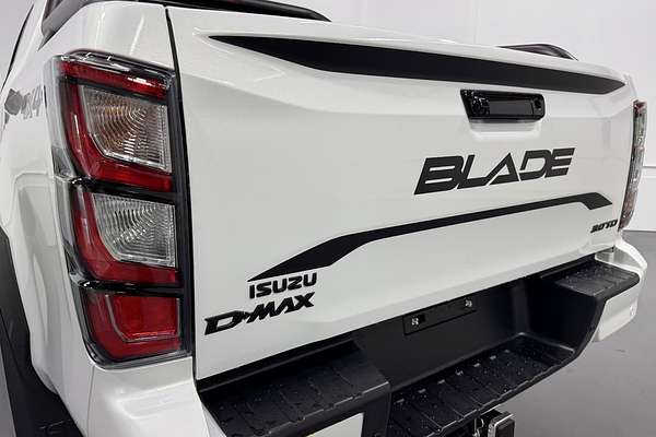 2024 Isuzu D-MAX BLADE 4X4
