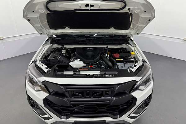 2024 Isuzu D-MAX BLADE 4X4