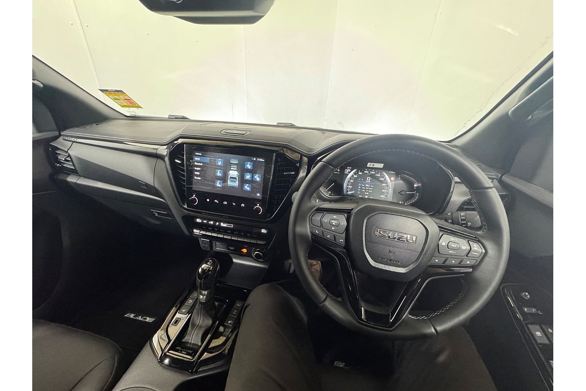 2024 Isuzu D-MAX BLADE 4X4