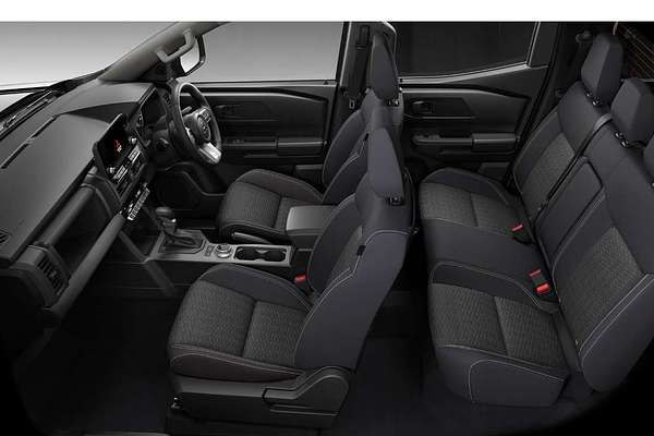 2025 Mitsubishi Triton GLX MV 4X4