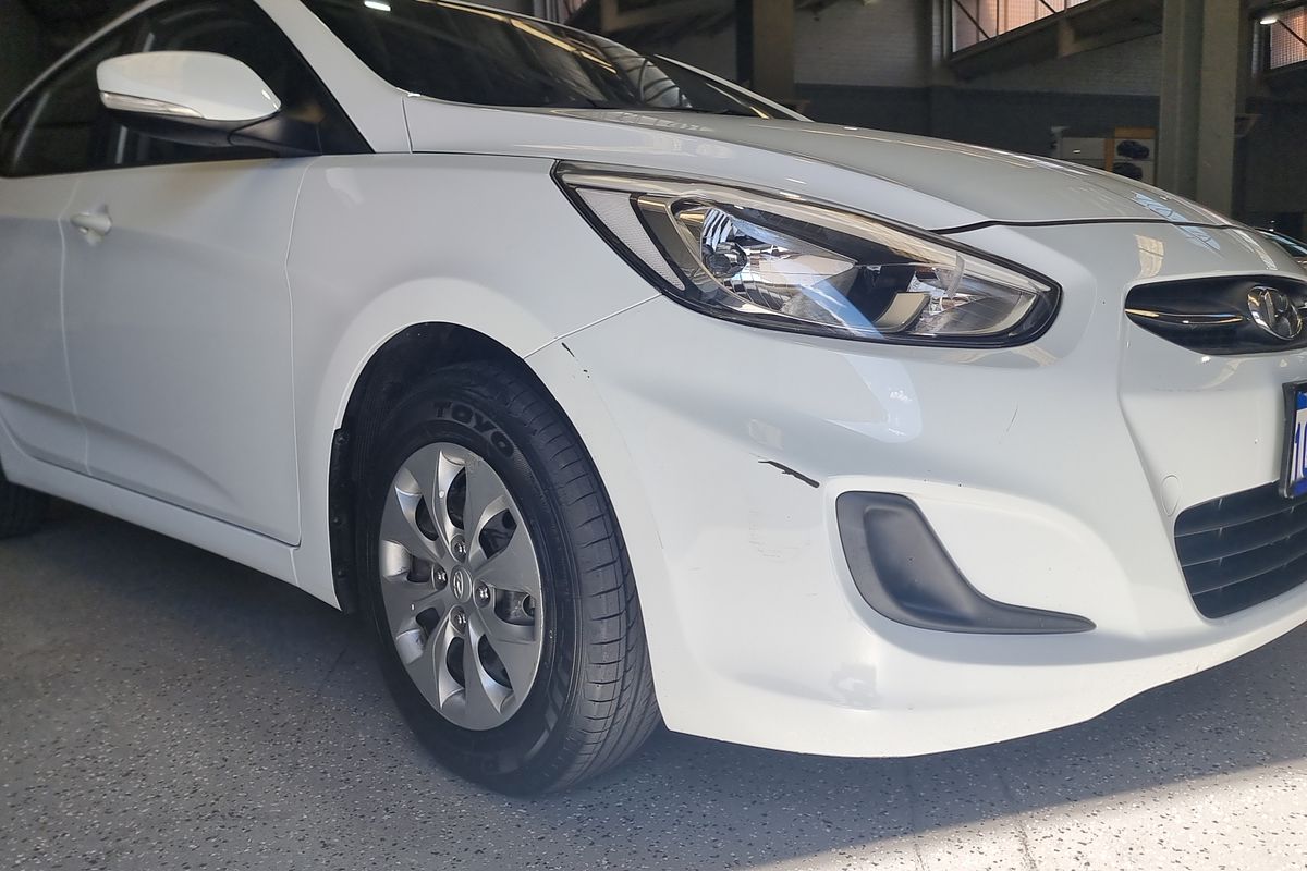 2016 Hyundai Accent Active RB4