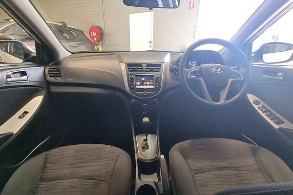 2016 Hyundai Accent Active RB4
