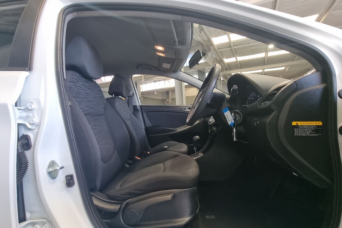 2016 Hyundai Accent Active RB4