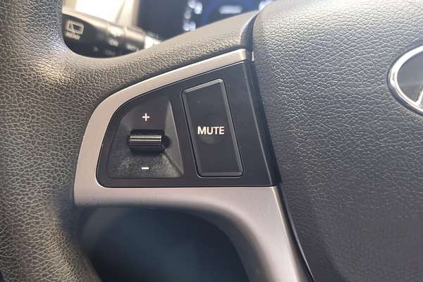 2016 Hyundai Accent Active RB4