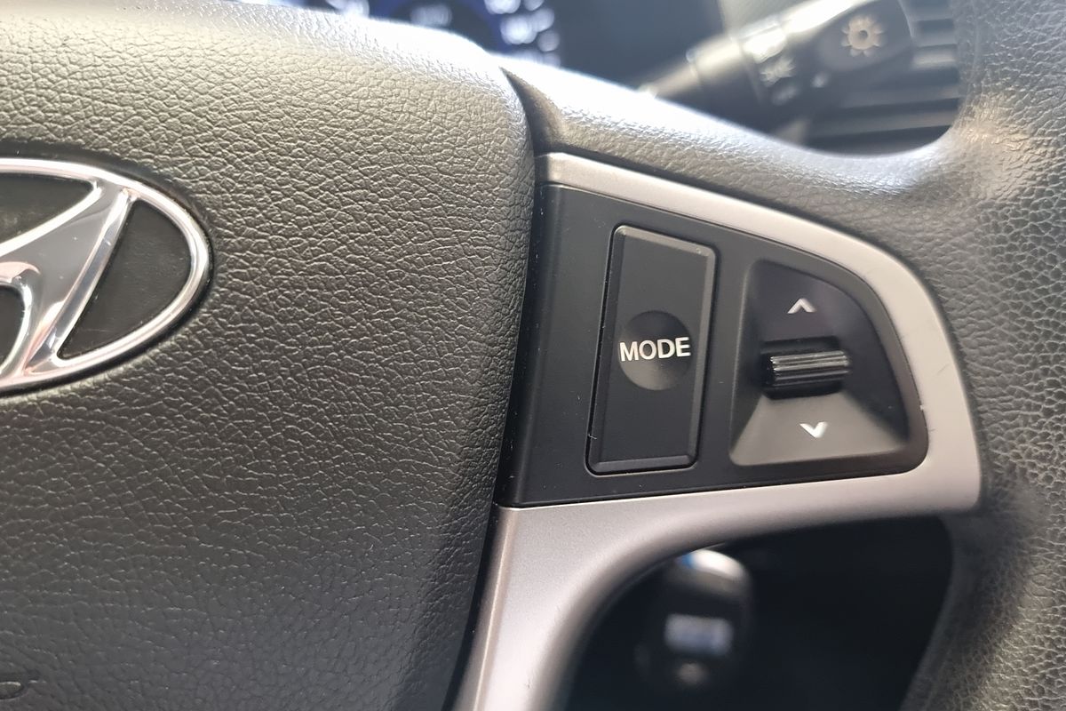 2016 Hyundai Accent Active RB4
