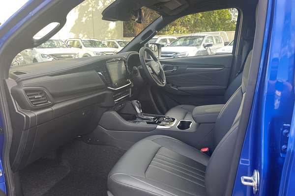 2025 Isuzu MU-X LS-T