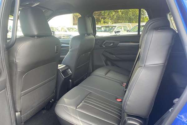 2025 Isuzu MU-X LS-T