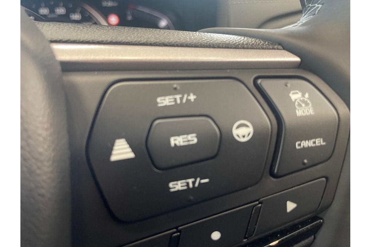 2025 Isuzu MU-X LS-T