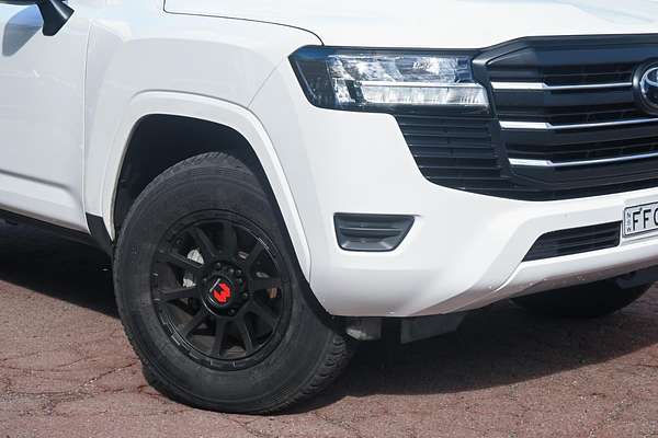 2023 Toyota Landcruiser GX FJA300R