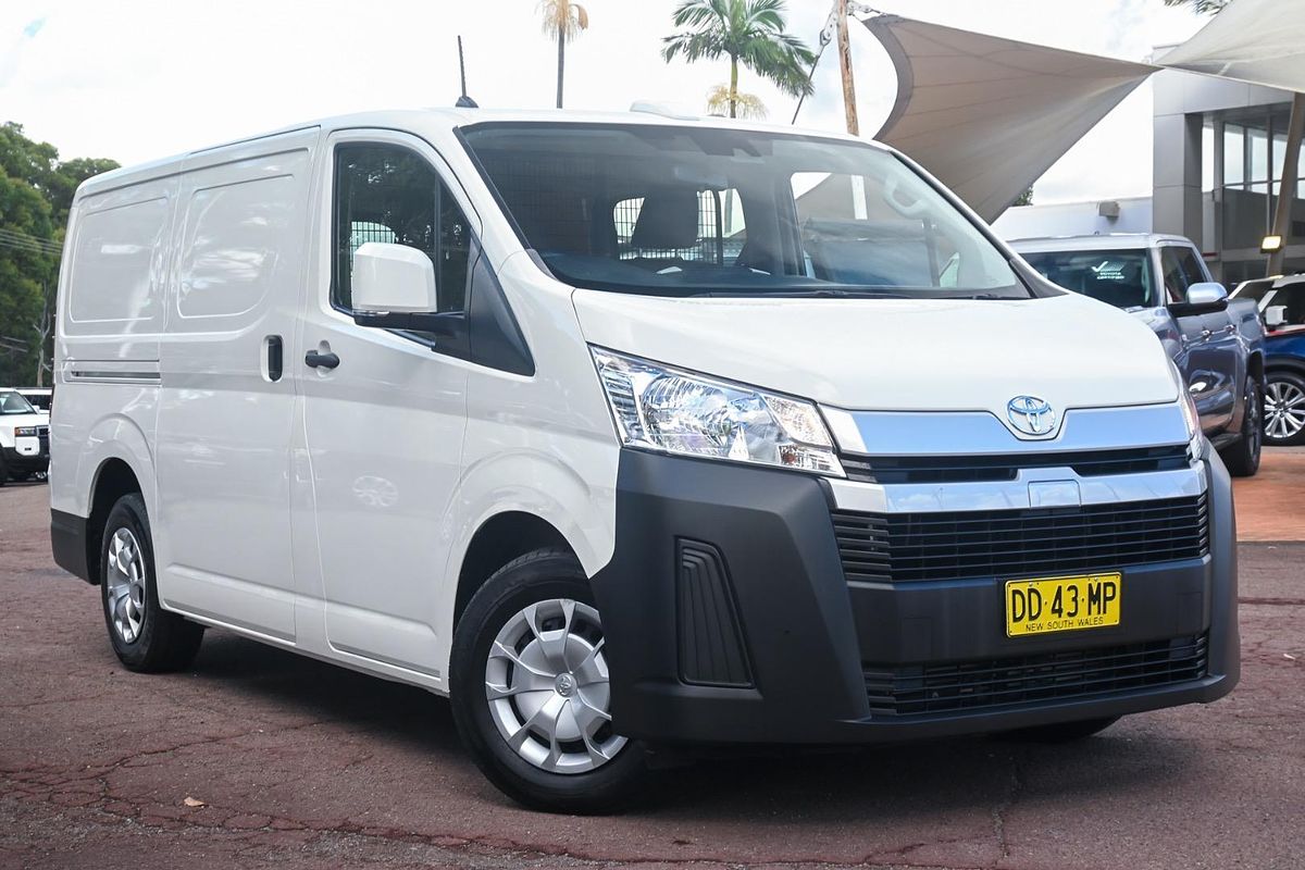 2022 Toyota Hiace GDH300R LWB