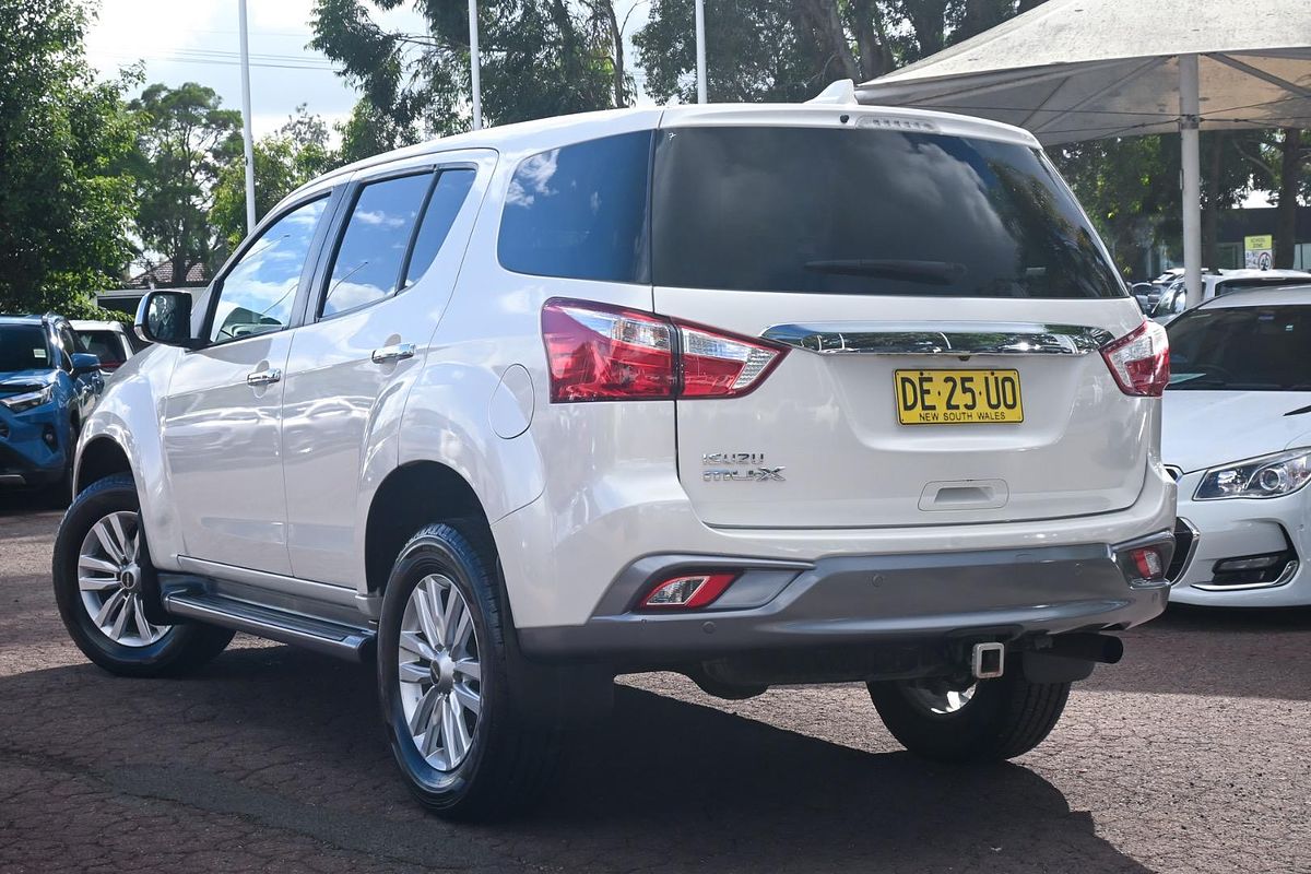 2018 Isuzu MU-X LS-T