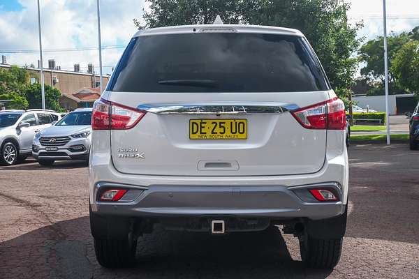 2018 Isuzu MU-X LS-T