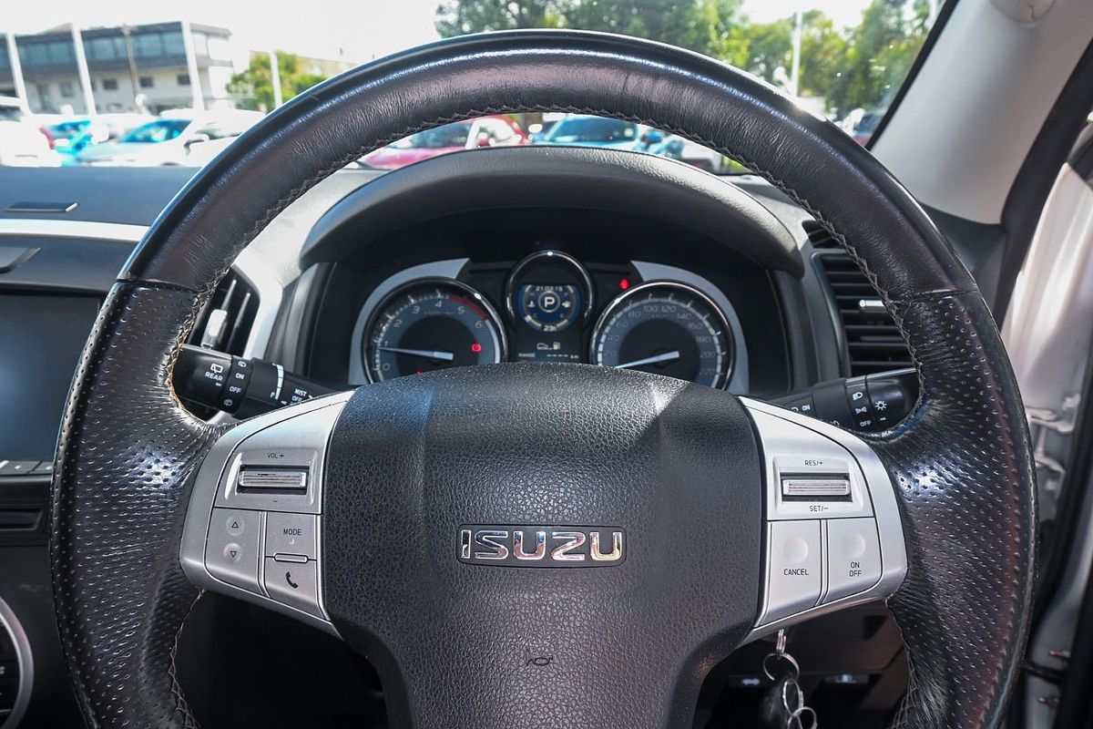 2018 Isuzu MU-X LS-T