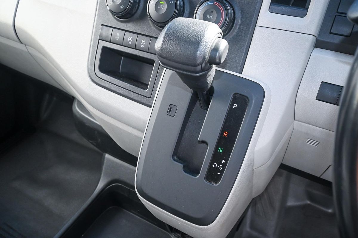 2022 Toyota Hiace GDH300R LWB