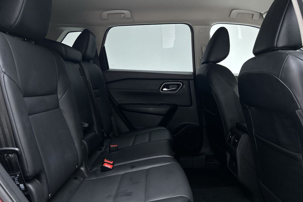 2023 Nissan X-TRAIL ST-L T33