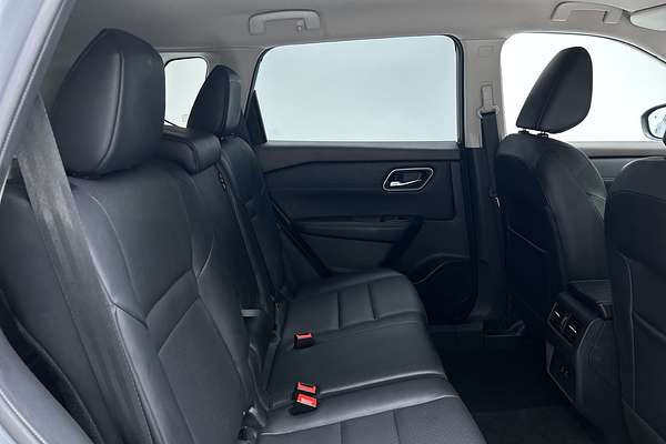 2023 Nissan X-TRAIL ST-L T33
