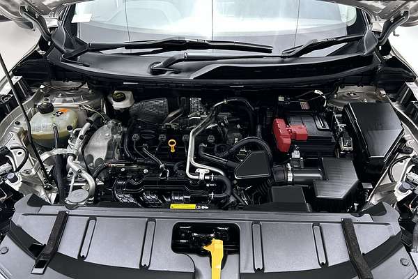 2023 Nissan X-TRAIL ST-L T33