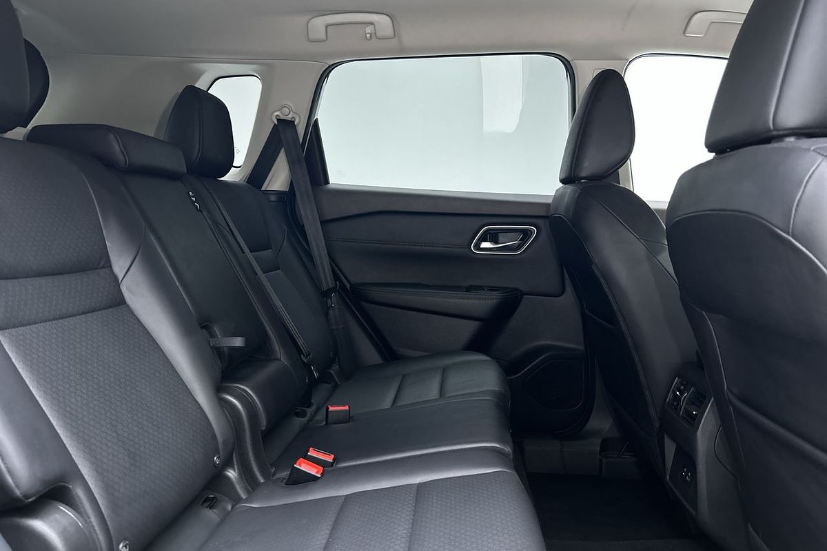 2023 Nissan X-TRAIL ST-L T33