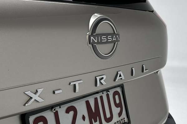 2023 Nissan X-TRAIL ST-L T33