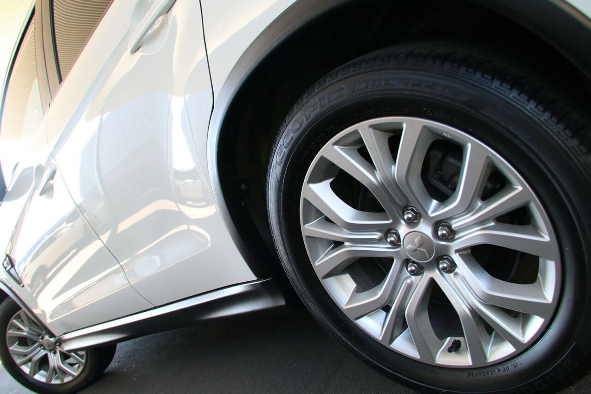 2022 Mitsubishi ASX ES XD