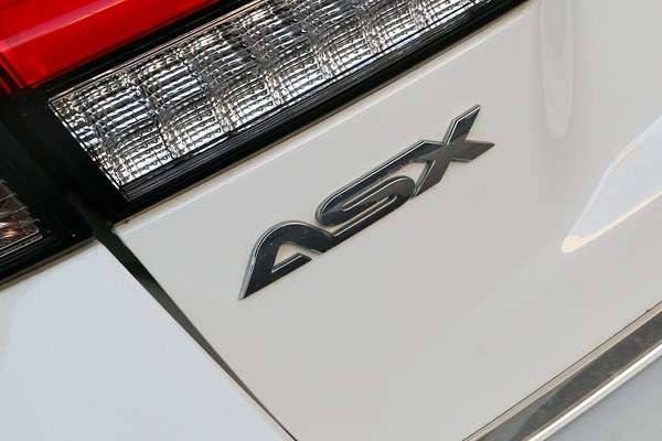 2022 Mitsubishi ASX ES XD