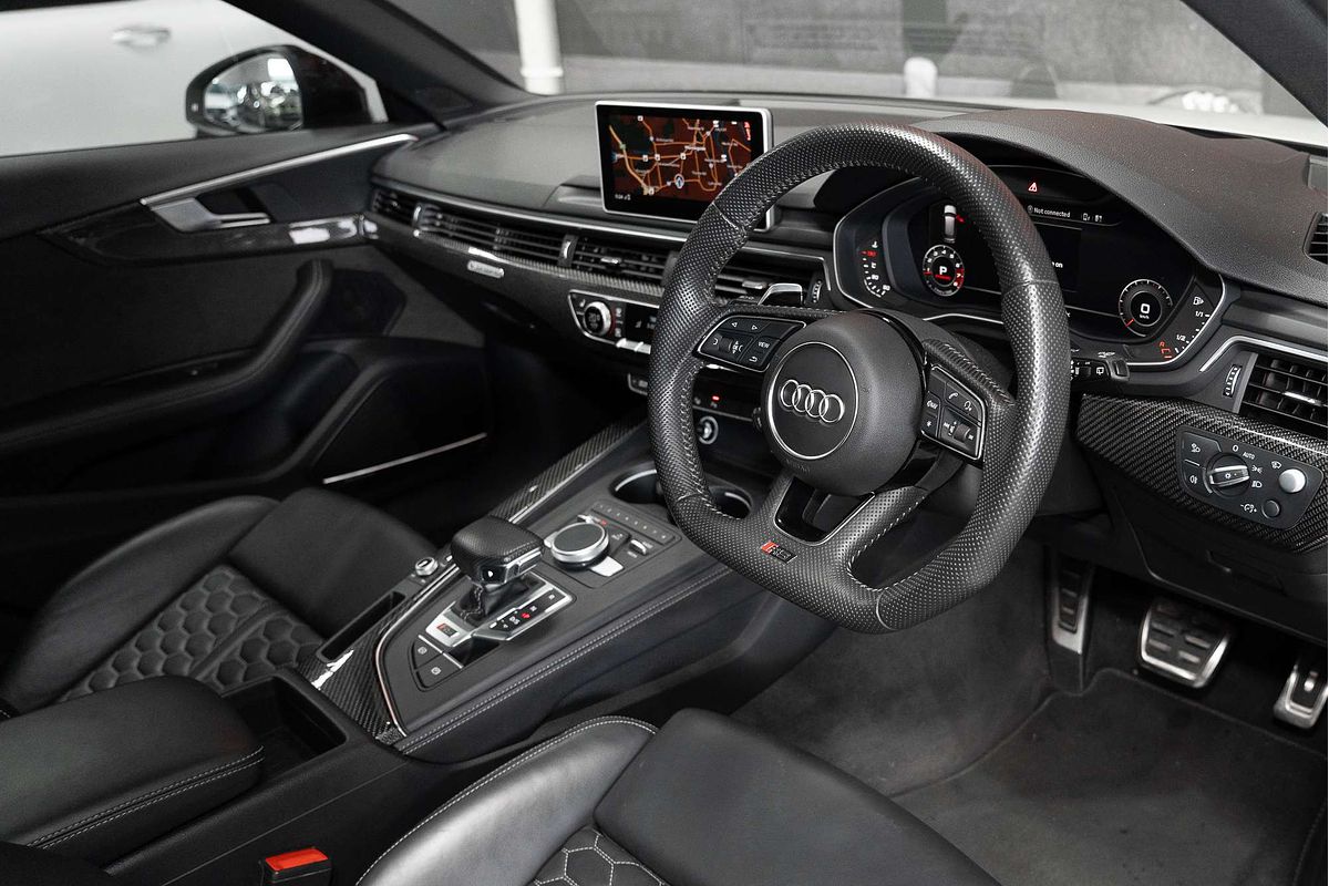 2018 Audi RS4  B9