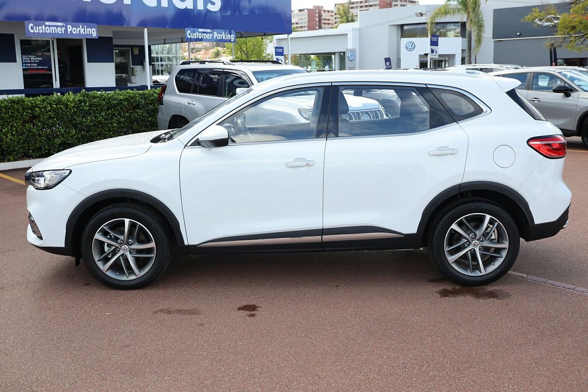 2024 MG HS Excite SAS23