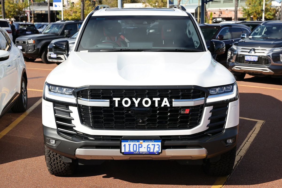 2023 Toyota Landcruiser GR Sport FJA300R