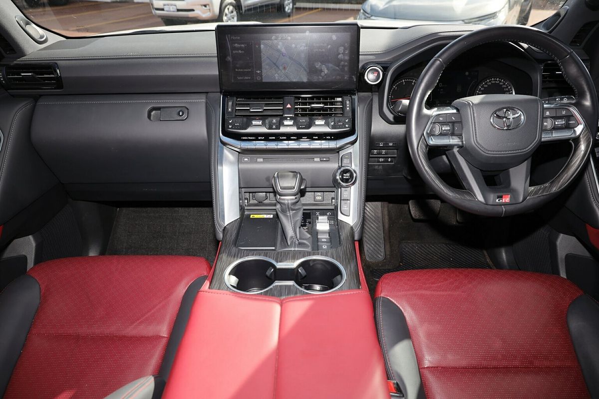 2023 Toyota Landcruiser GR Sport FJA300R