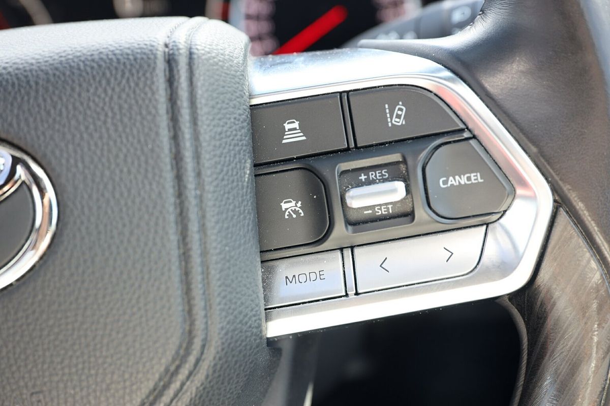 2023 Toyota Landcruiser GR Sport FJA300R