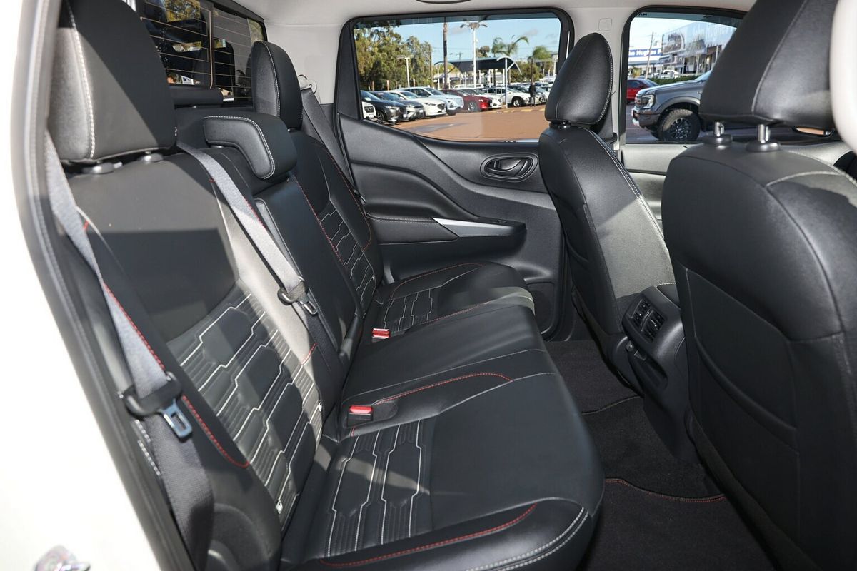 2024 Nissan Navara PRO-4X Warrior D23 4X4