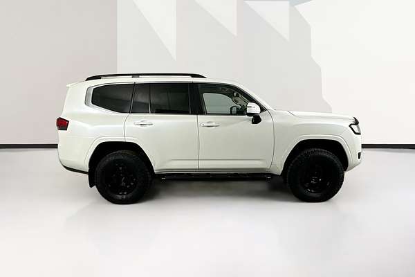 2022 Toyota Landcruiser VX FJA300R
