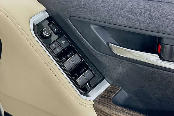 2022 Toyota Landcruiser VX FJA300R
