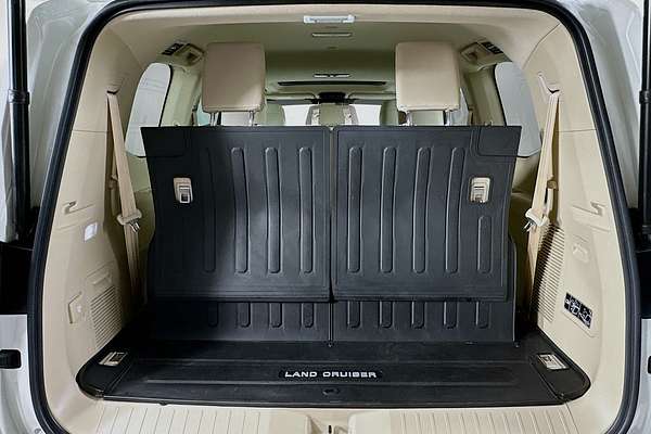 2022 Toyota Landcruiser VX FJA300R