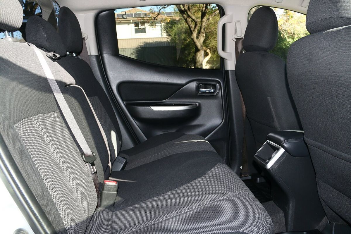 2018 Mitsubishi Triton GLS MR 4X4