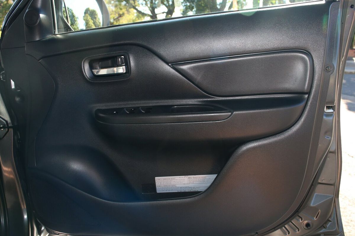 2018 Mitsubishi Triton GLX+ MR 4X4