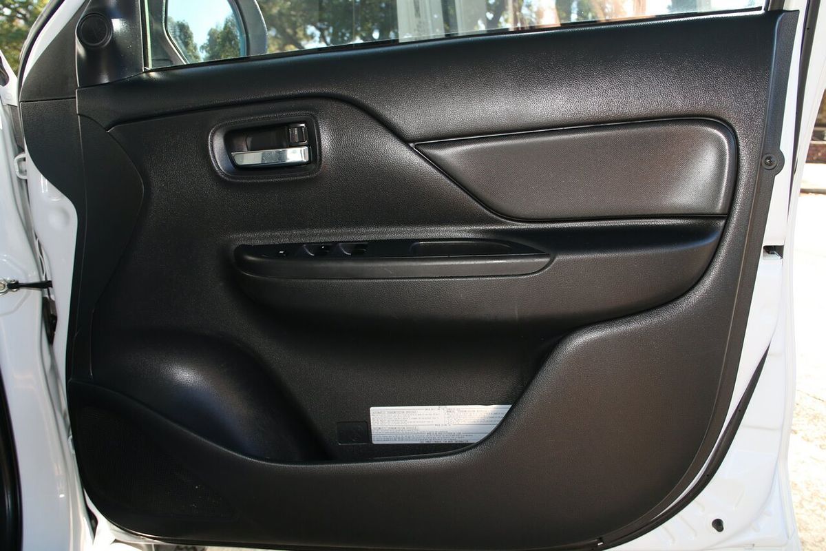 2021 Mitsubishi Triton GLX-R MR 4X4