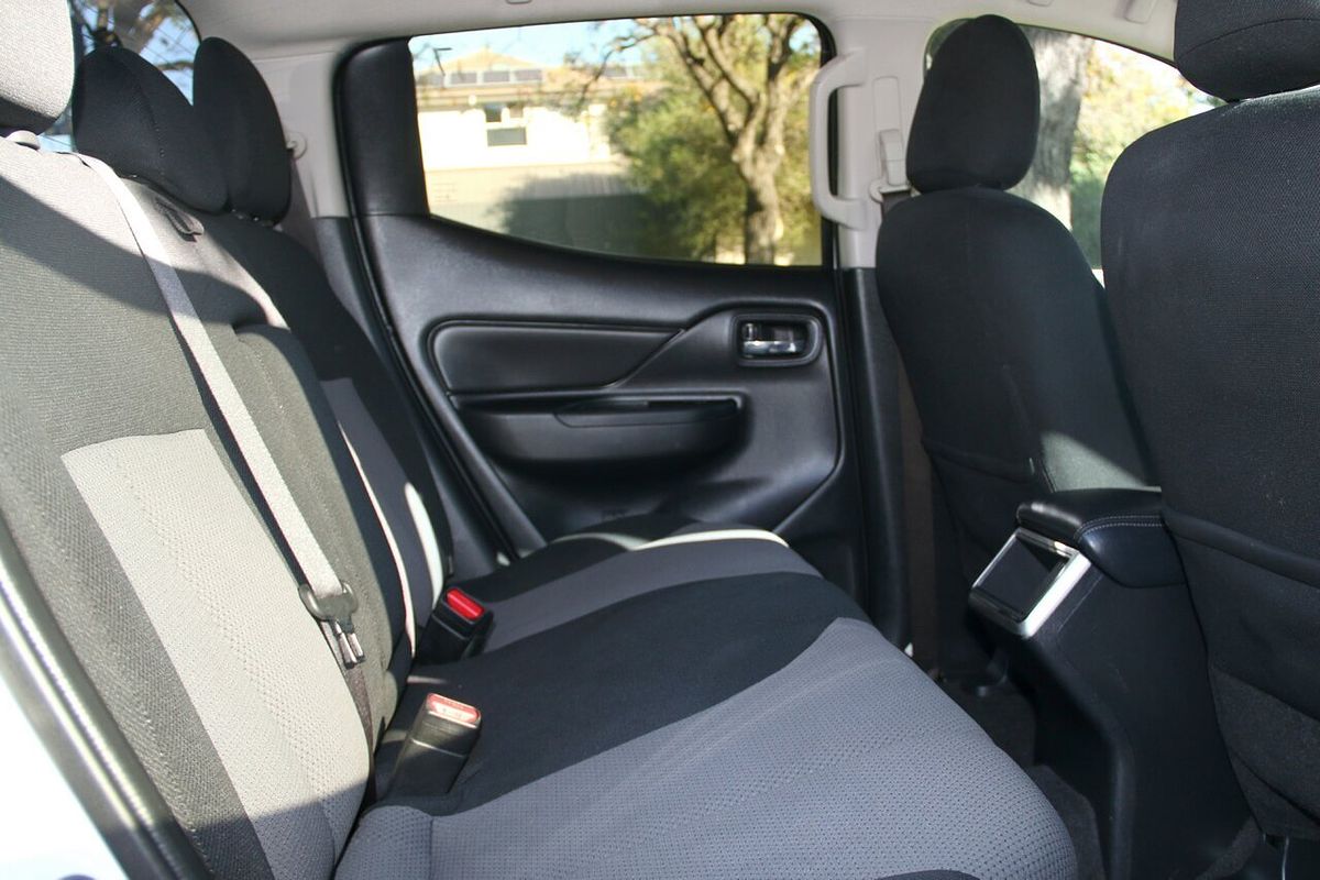 2021 Mitsubishi Triton GLX-R MR 4X4