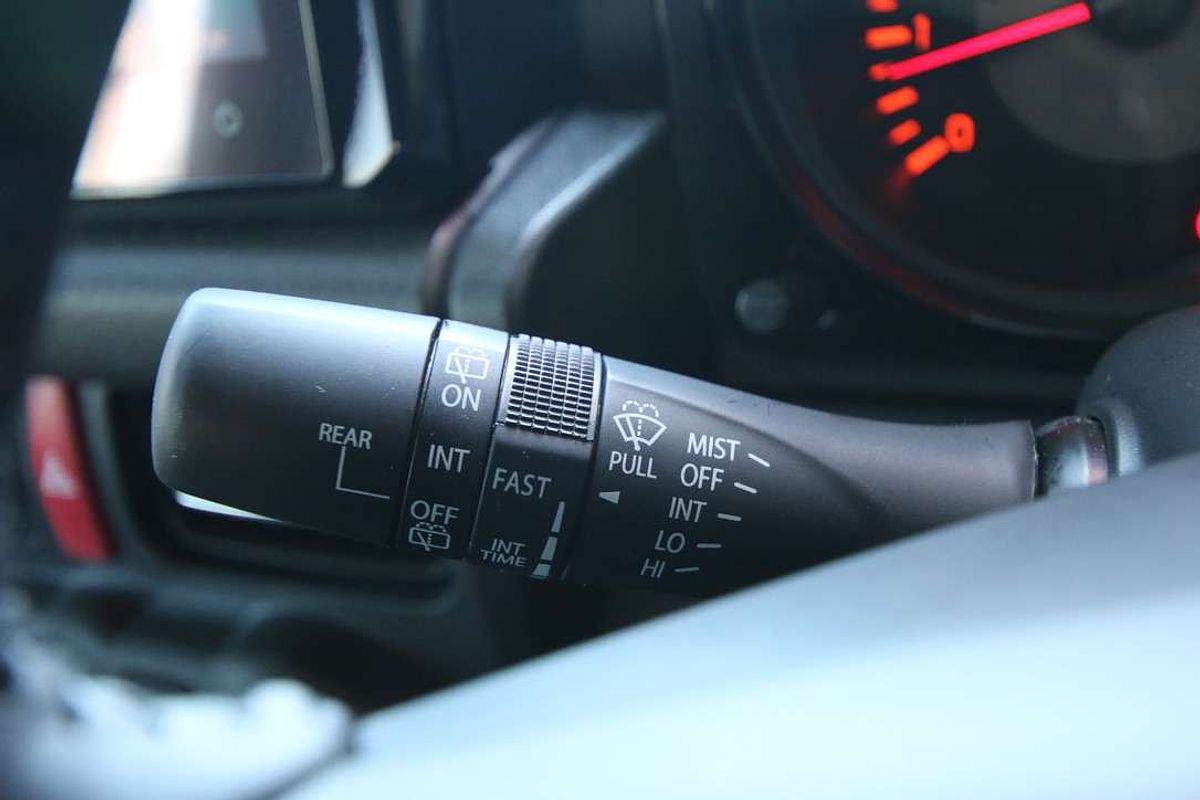2024 Suzuki Jimny GLX GJ