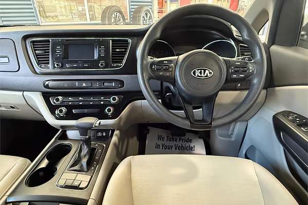 2017 Kia Carnival S YP