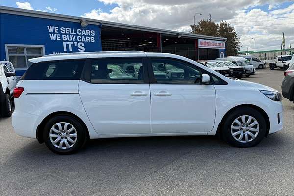 2017 Kia Carnival S YP