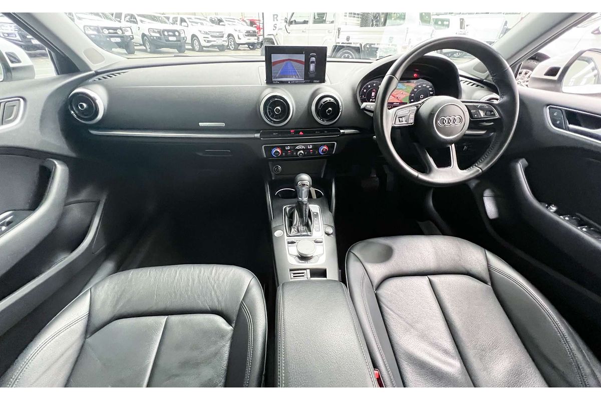 2020 Audi A3 35 TFSI S line plus 8V