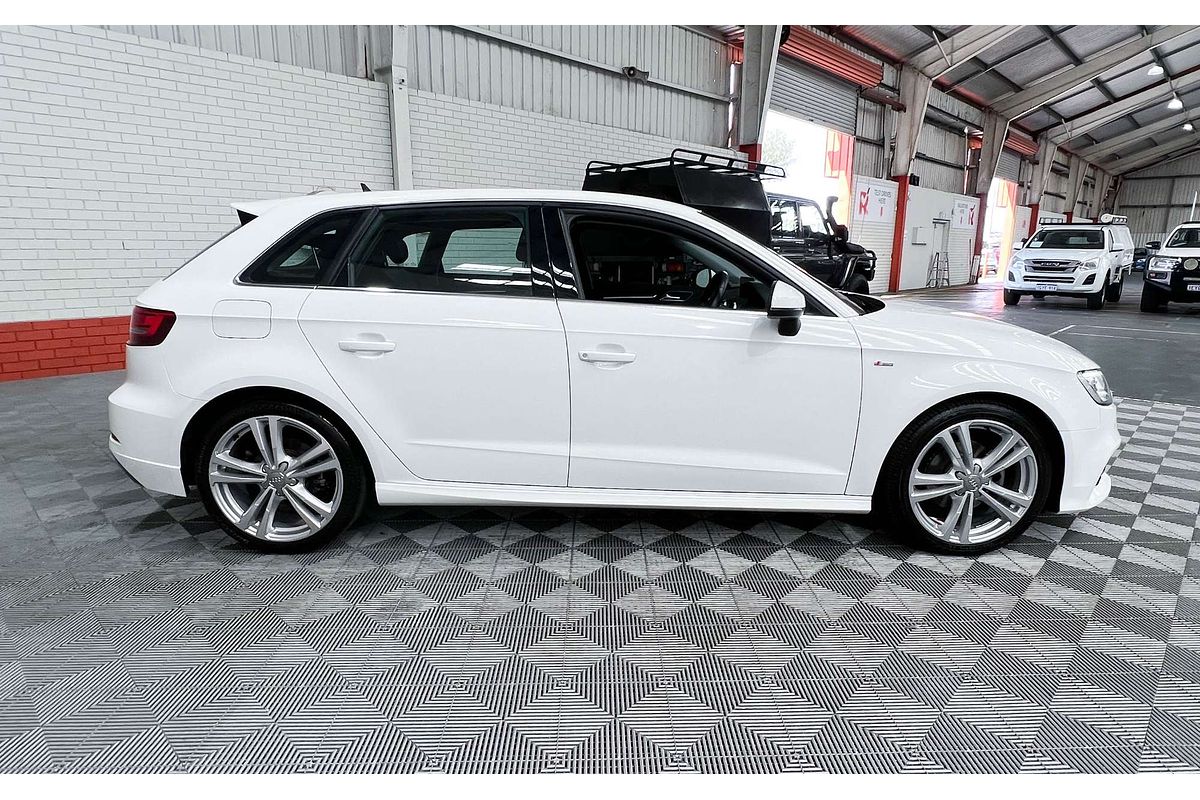 2020 Audi A3 35 TFSI S line plus 8V