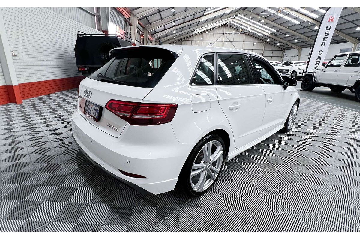 2020 Audi A3 35 TFSI S line plus 8V