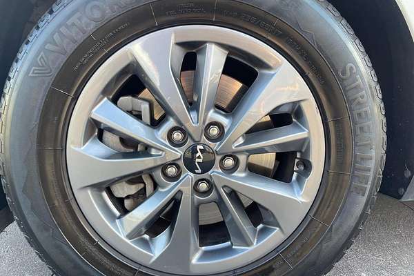 2023 Kia Carnival S KA4